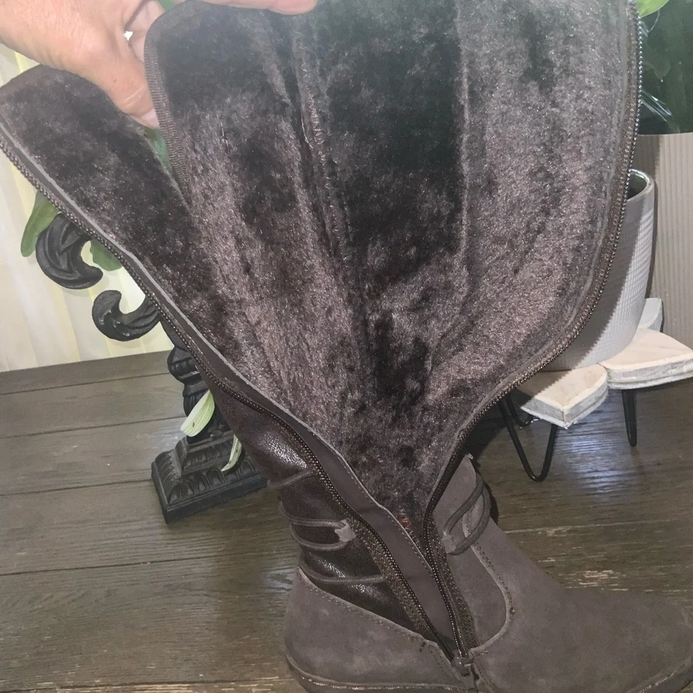 BareTraps Brown Over the Knee Brown Suede Fur Lined Wedge Boots Side Zipper 6M